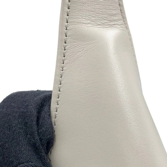 GUCCI Jackie Size Small Leather White 782849 - Picture 9 of 16